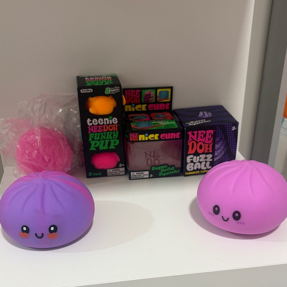 Mystery glow in the dark dumplings, Needig fuzz ball, teenie Needoh, nice cube